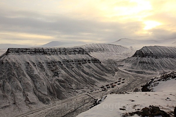 Longyearbyen 6674 - Autumn