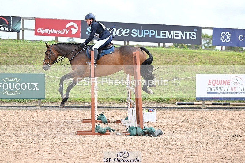 250831-123735-08348 - H-380-Vicky.Stacey