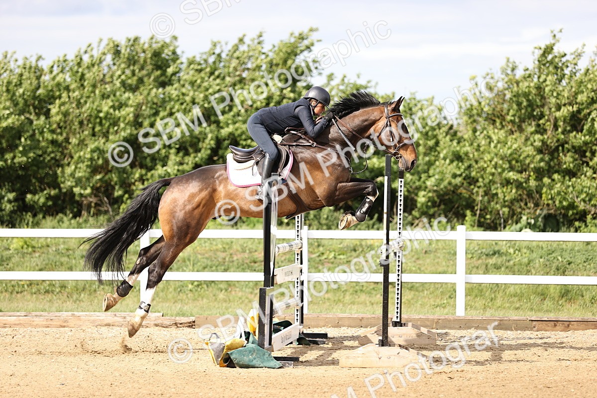 SBM_003618 - Class 13 - Senior Foxhunter - 1.20m