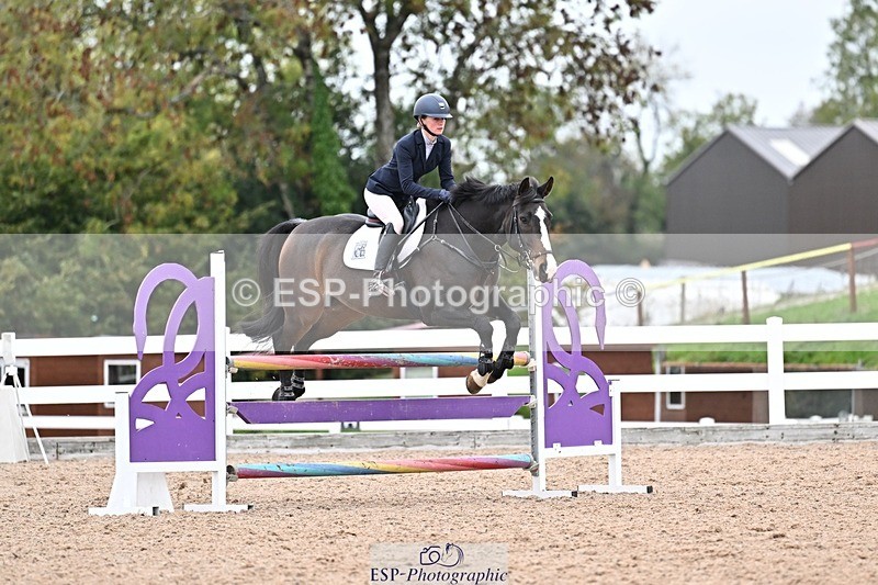 251015-135812-00680 - Cls 4 Newcomers and 1.10m Open