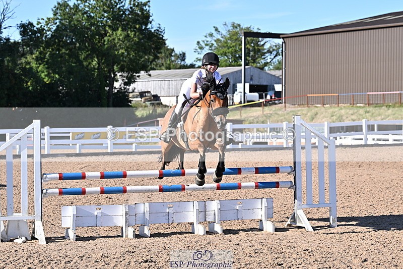 250708A-184211-00627 - 90cm Classes