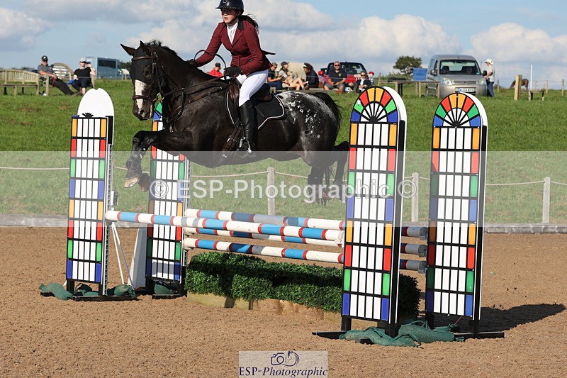 230915A-162603-03168 - Cls 6 Snr 1.05m Derby