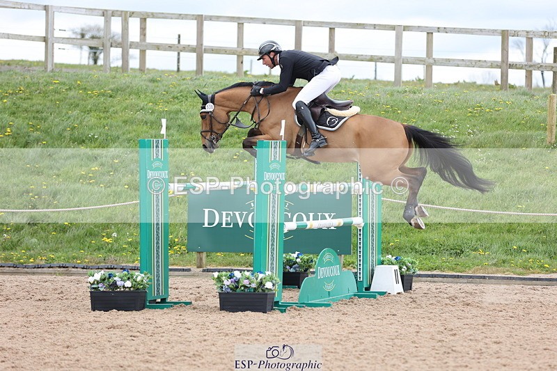 240419A-125709-07542 - Cls 6, 2 Star Medium Tour 1.35m