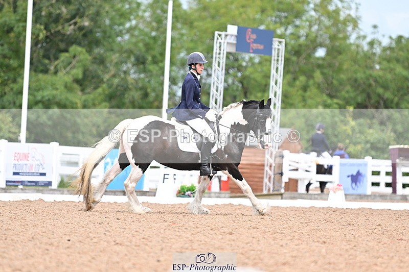 240817A-122425-08266 - 278-Chloe.Matravers-Fancy.pants