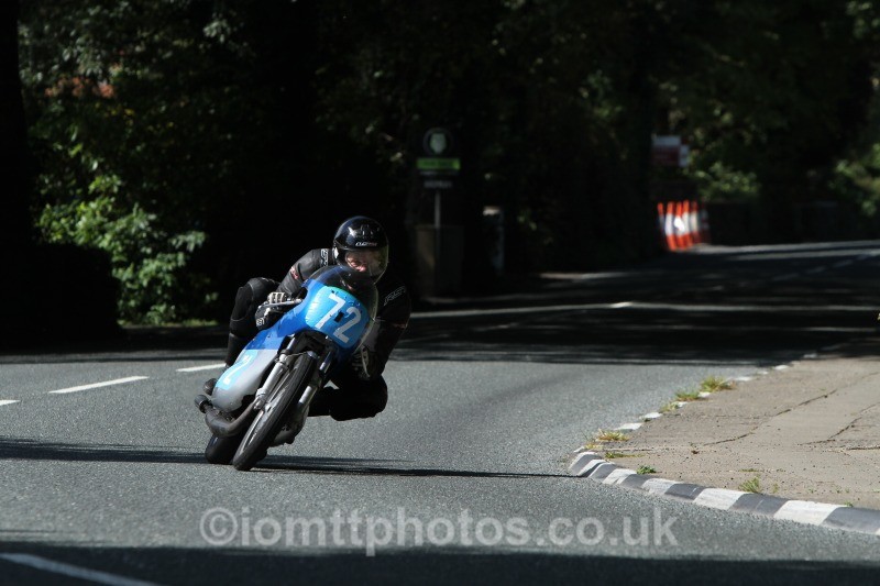 Bob Simmons - Okells 350cc Classic TT