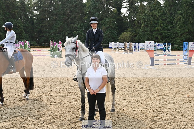 250816A-111247-00995 - Cls 3 Snr British Novice
