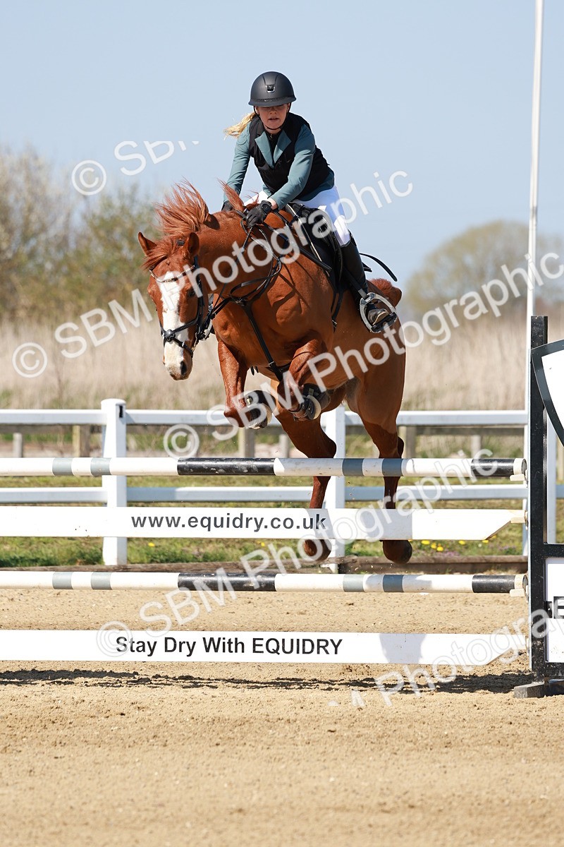 SBM_004262 - Class 17 - Senior Newcomers - 1.10m