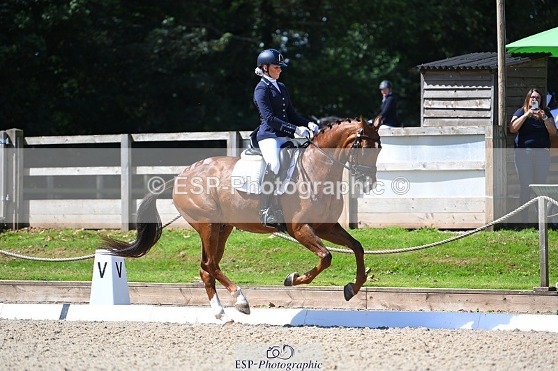 230811-115443-01110 - Cls 4 Adv Medium Silver