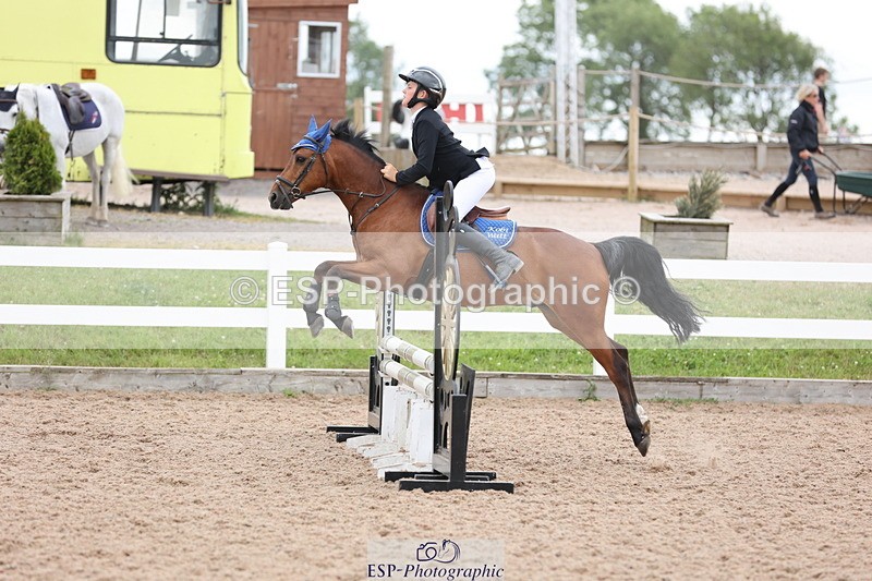 240630A-180849-16314 - Cls 28 Stepping Stones 128cm + 138cm