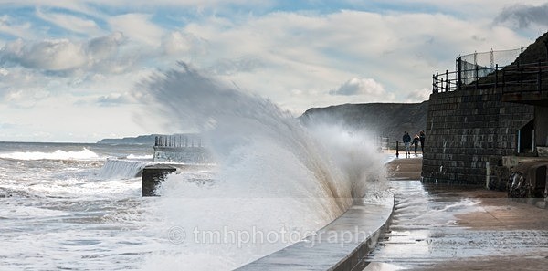 Sweeping Wave - Yorkshire Coast
