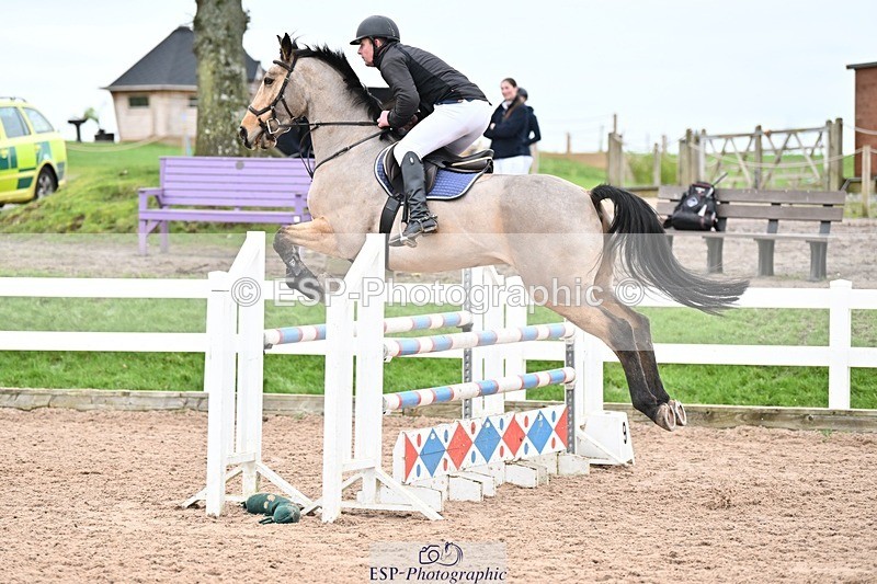 250112-120151-01212 - Cls 19 Snr 1.05m Open