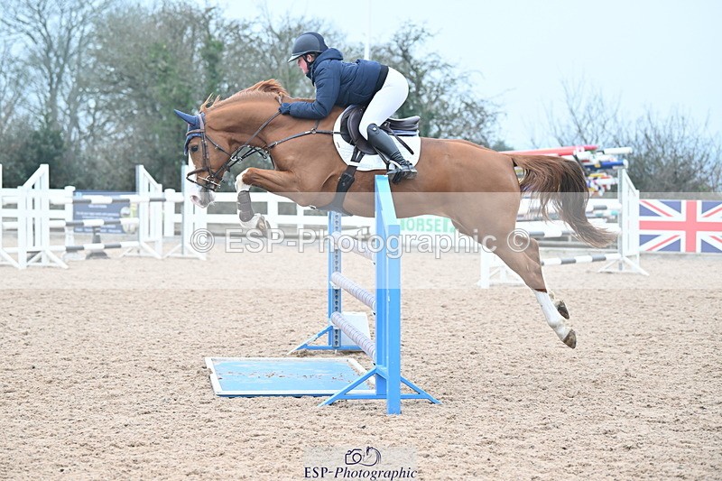 240113A-124525-02045 - Cls 12 Newcomers and 1.10m Open