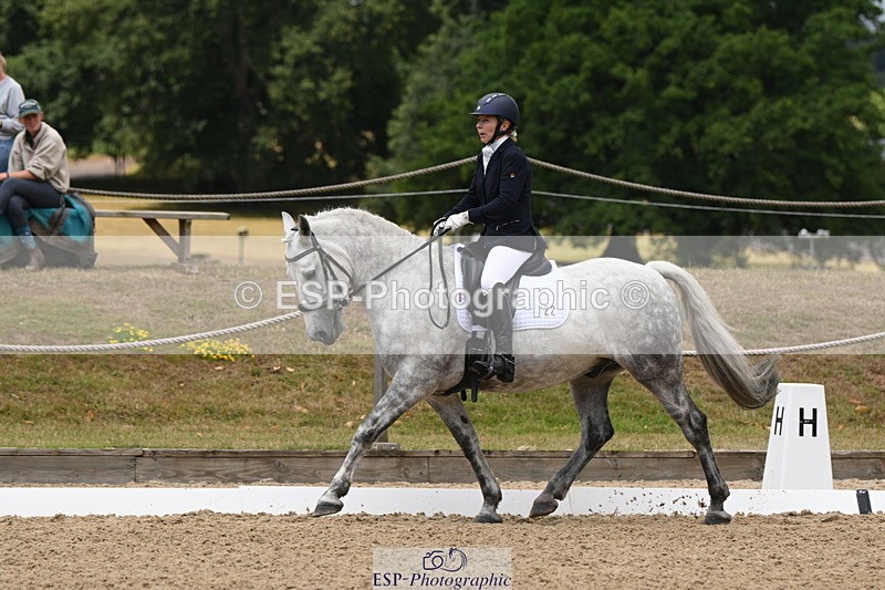 250720A-122836-10300 - 022-Vanessa.Capps-Catch.the.Moment