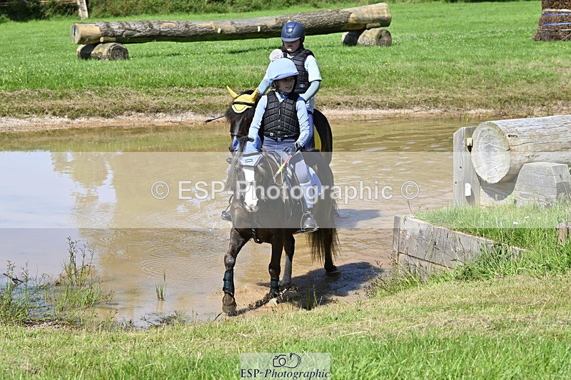 240728B-111820-00830 - Theo's Group XC