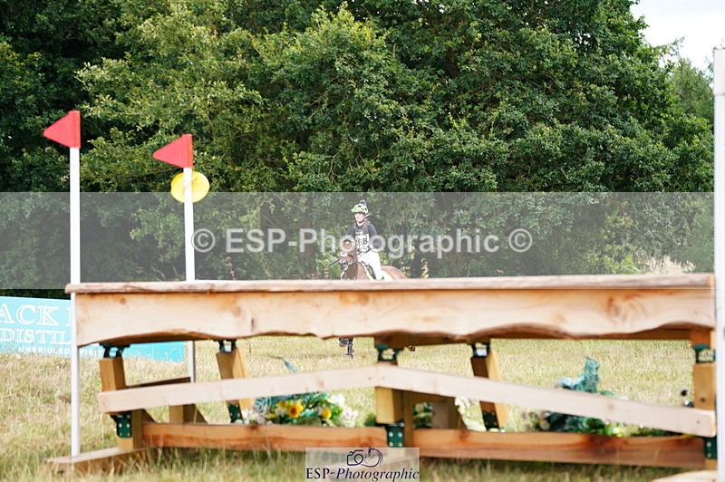 250802A-151308-07226 - F-268-Caitlyn.Faull-HAY.THERE.MONA