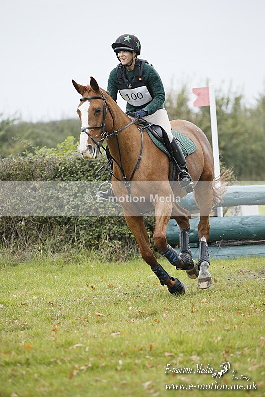 WWHT 181020 WWHT 181020 1524 - WWEC Intermediate Pairs (0.90m) 18/10/20