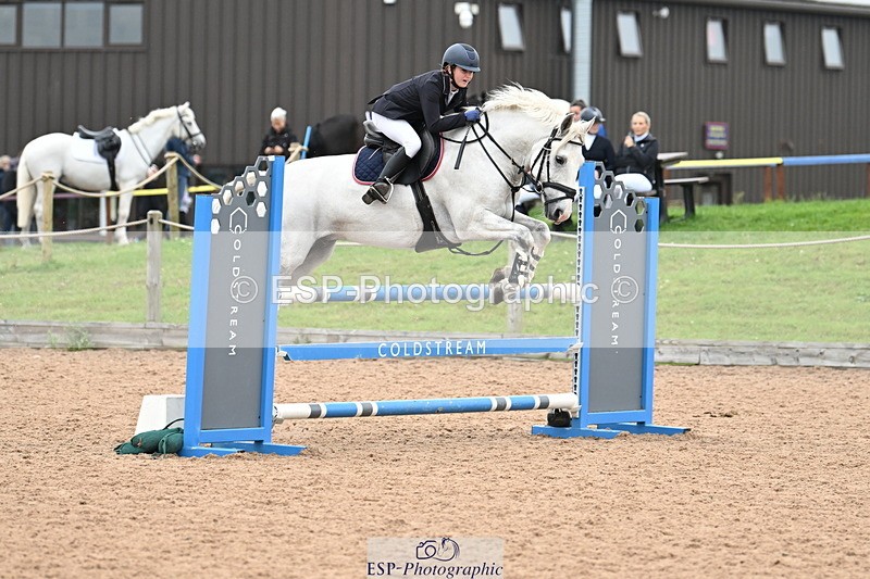 240907A-143940-02414 - Cls 4 Pony Big Team 95cm & 1.05m