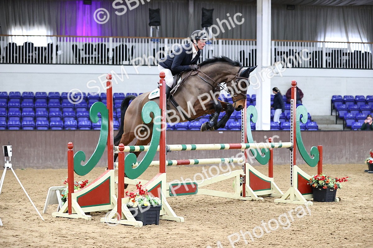 SBM_001429 - Class 4 - Senior Newcomers - 1.10m Open