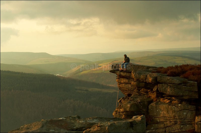 Climbing the Edge - Peak District | Dark Peak