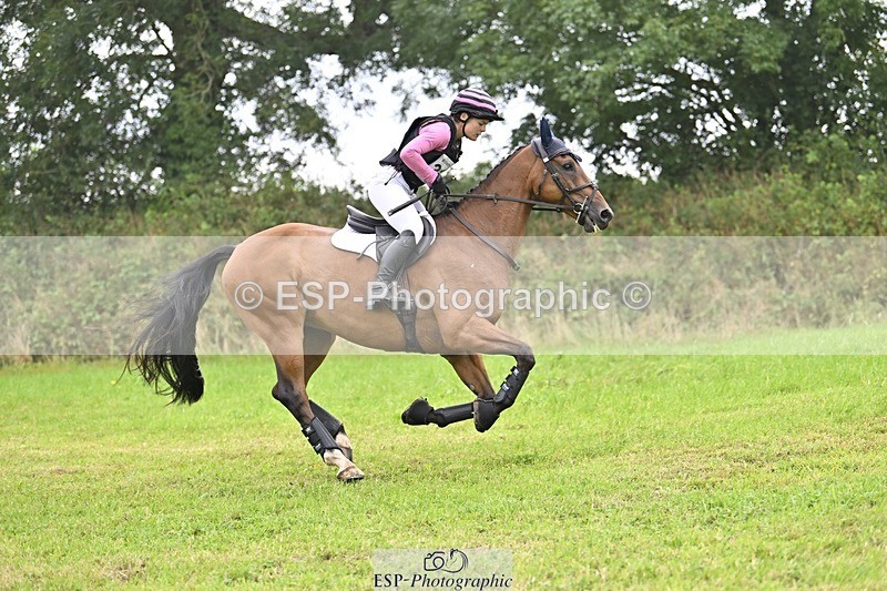 240901A-131950-08633 - 325-Julia.Knight-Jones-JANNES