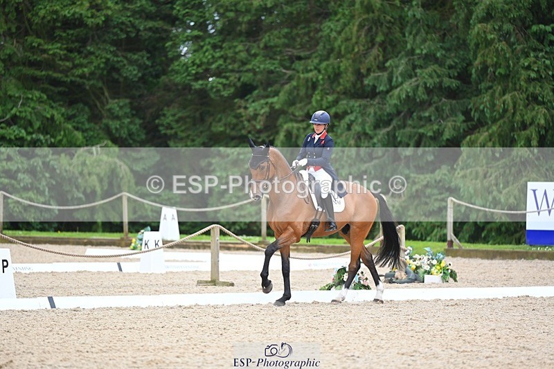 240524-114115-08978 - 520-LONDON_52-Laura_Collett