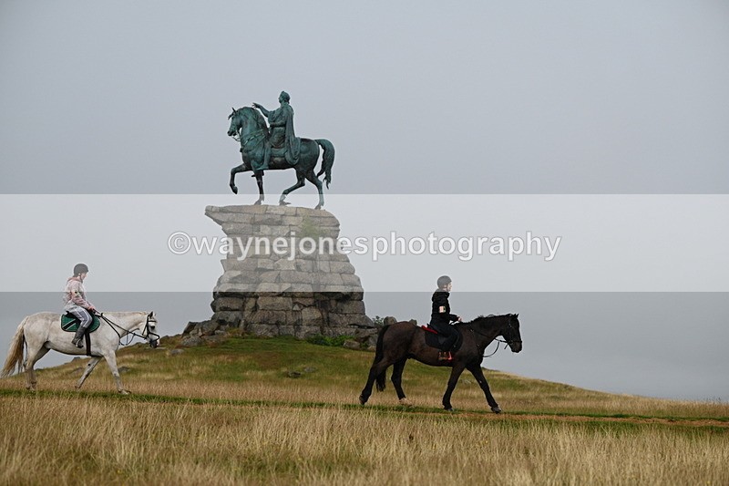 DSC_4010 - Time at Statue 14:56 to 15:05