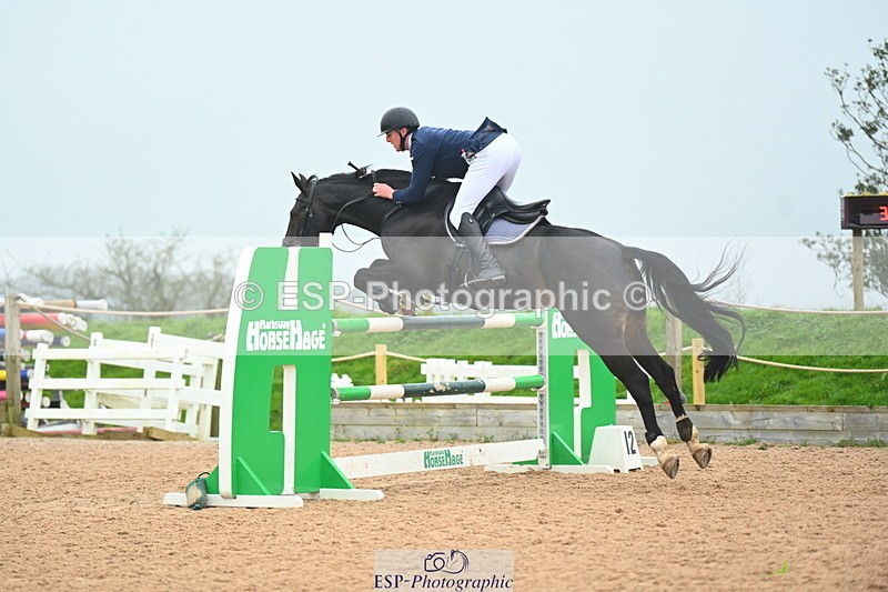 240316A-131012-03600 - Cls 15 Snr Foxhunter