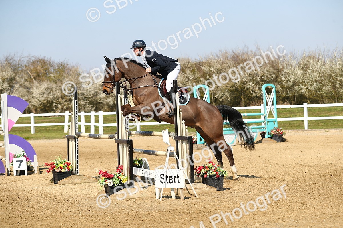 SBM_001016 - Class 4 - Senior Newcomers - 1.10m