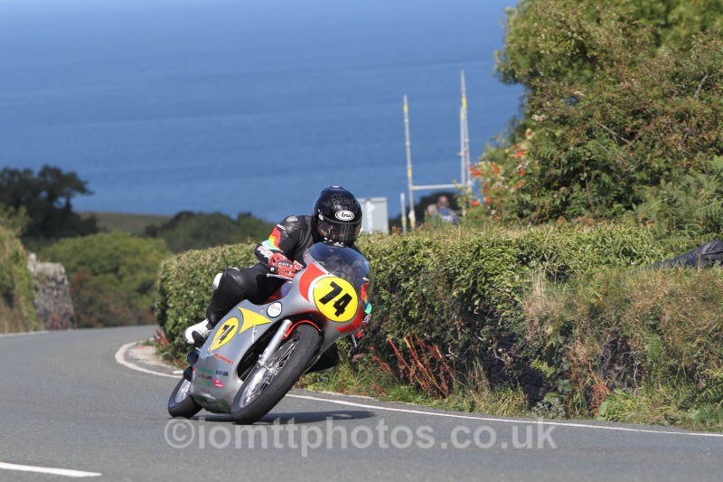 Dean Martin - Bennetts 500cc Classic TT
