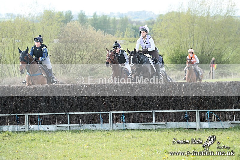 PtP 210425  1307 - Paxford Races Easter Monday 21/04/25