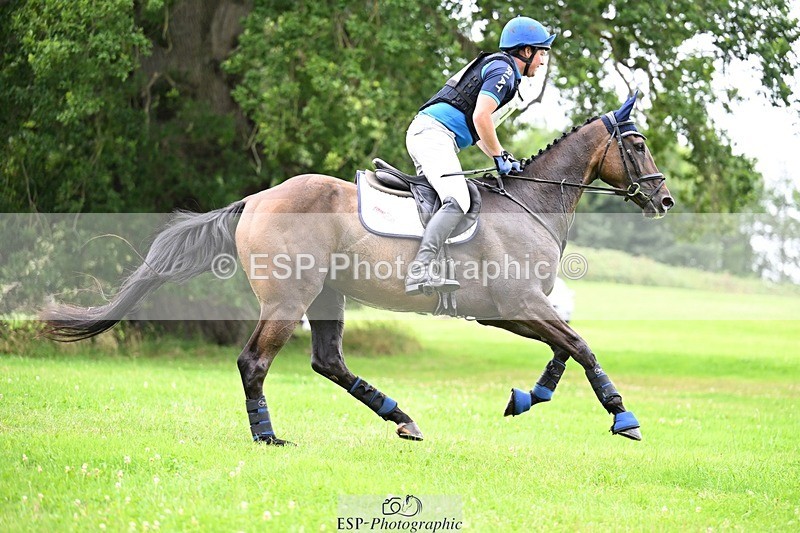 240803-123151-04068 - 137-Tim_Cheffings-HORGANS_ETOILE