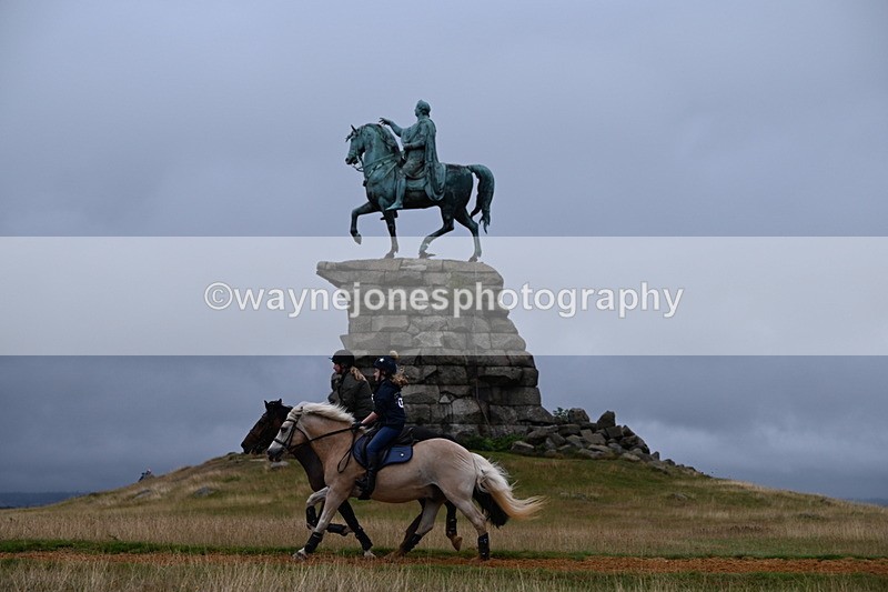 DSC_2638 - Time at Statue 12:34 to 12:56