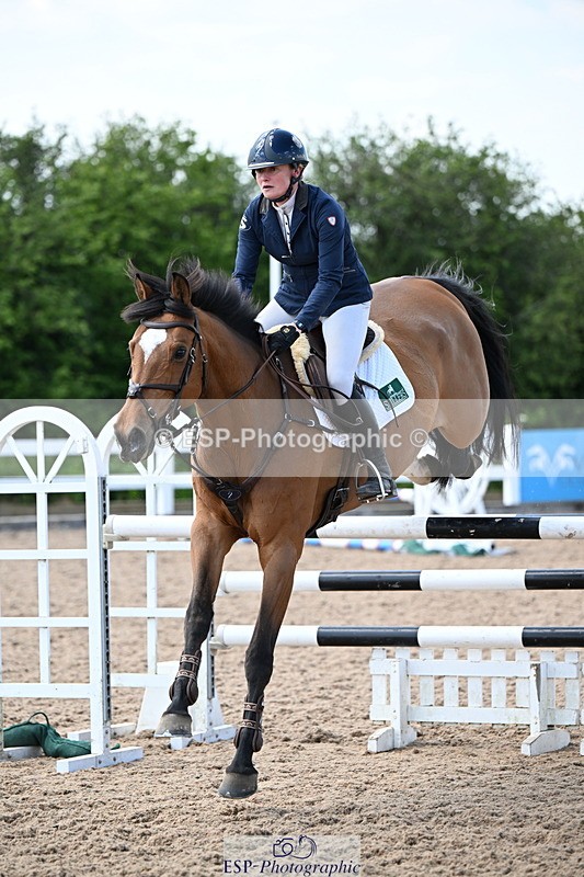 240605A-145314-00815 - Cls 4 Newcomers and 1.10m Open