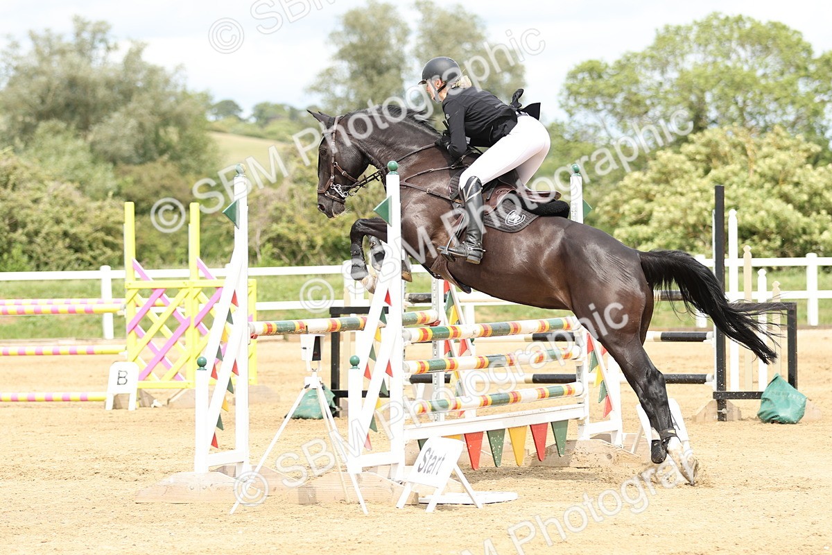 SBM_001088 - Class 4 - Senior Newcomers - 1.10m