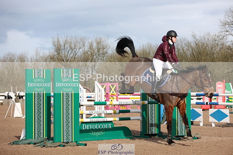 240223A-113108-00888 - Cls 4 Snr 1.05m Open