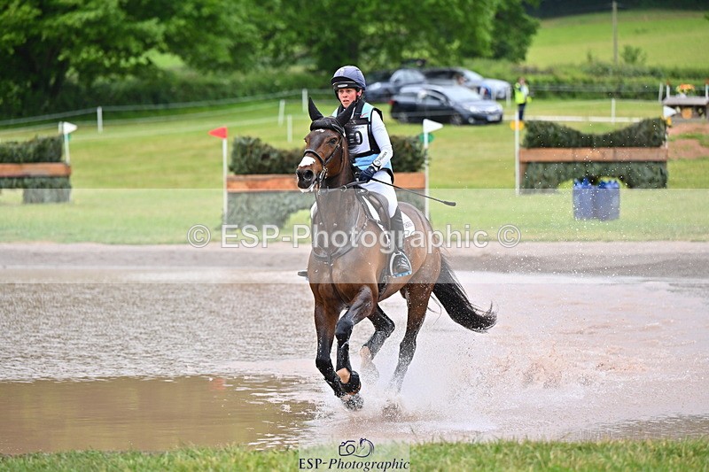 250524A-115910-10048 - B-310-Kitty.King-LISCARROW.FERNHILL