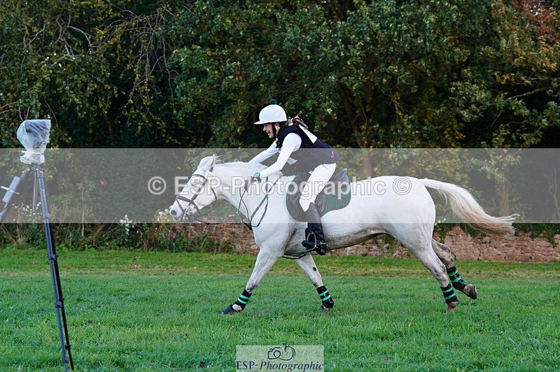 251025A-163950-22048 - H-652-Amelie.Perceval