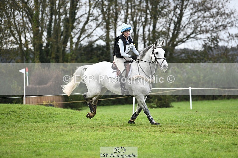 231020-130720-08873 - 072-CARROW.IROKO-Alice.England-XC