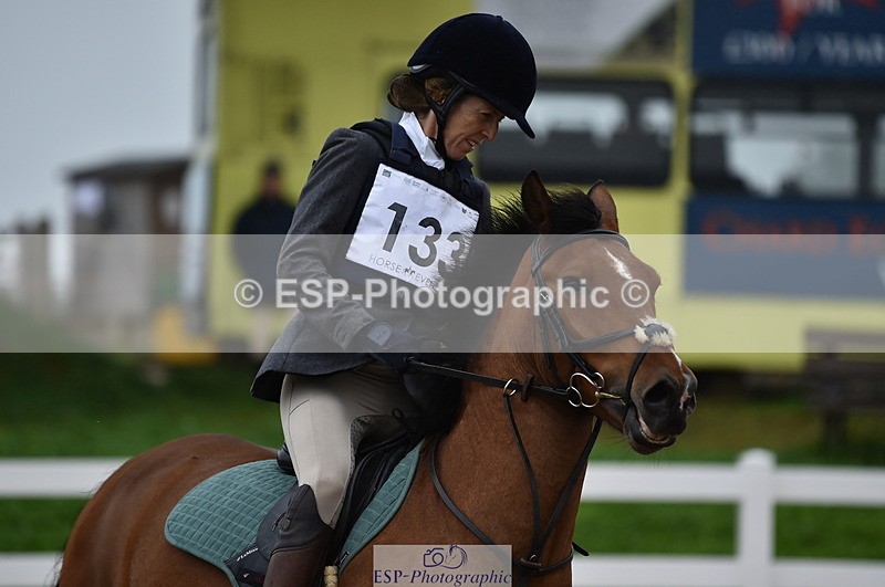 220829A-160842-00155 - 70cm Classes 3a 3b & 4