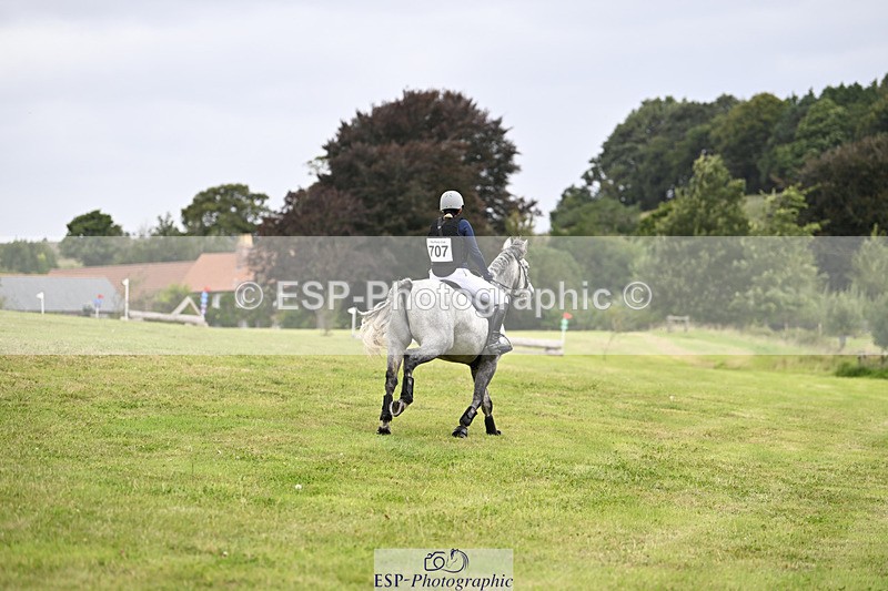 240825X-142758-34842 - 80cm XC 14.30 to 15.30