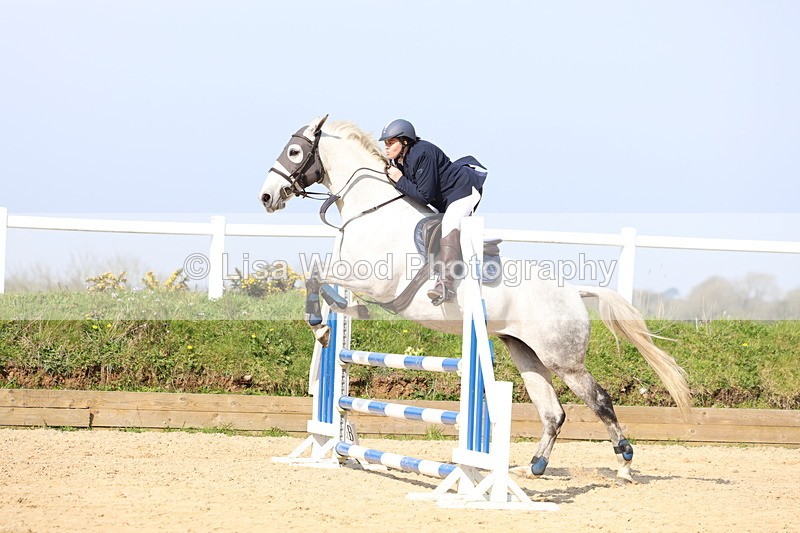 3E7A6512 - Class 4: Senior British Novice/90cm open