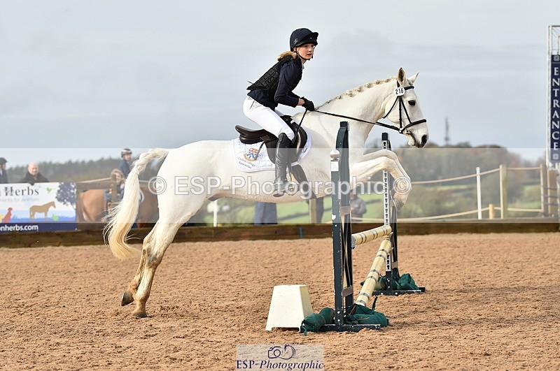 231118A-112630-01266 - Cls 20+21 Club and Schools 80cm