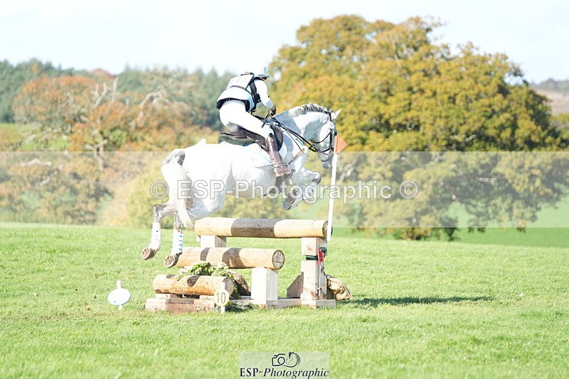 251024A-125020-10831 - B-141-Erin.Neale