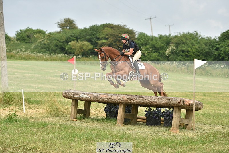 230617B-160616-01489 - XC 135