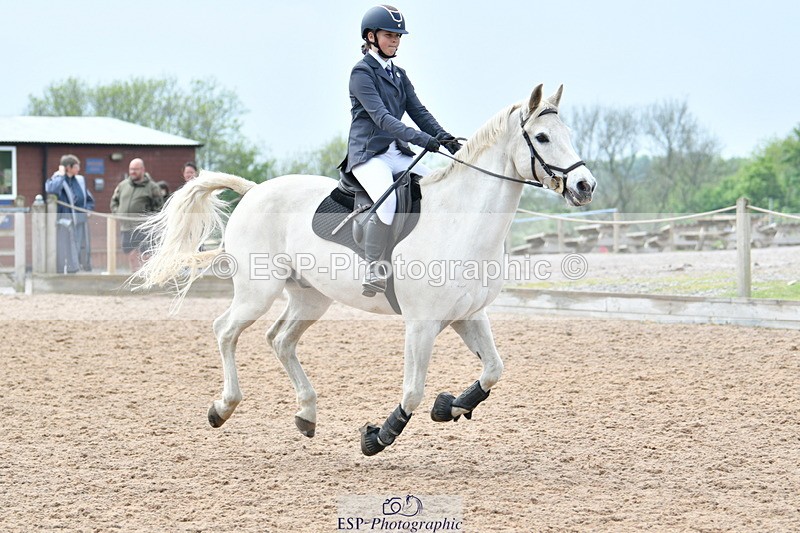 240518A-160425-02170 - Cls 7+8, 90cm and 1m