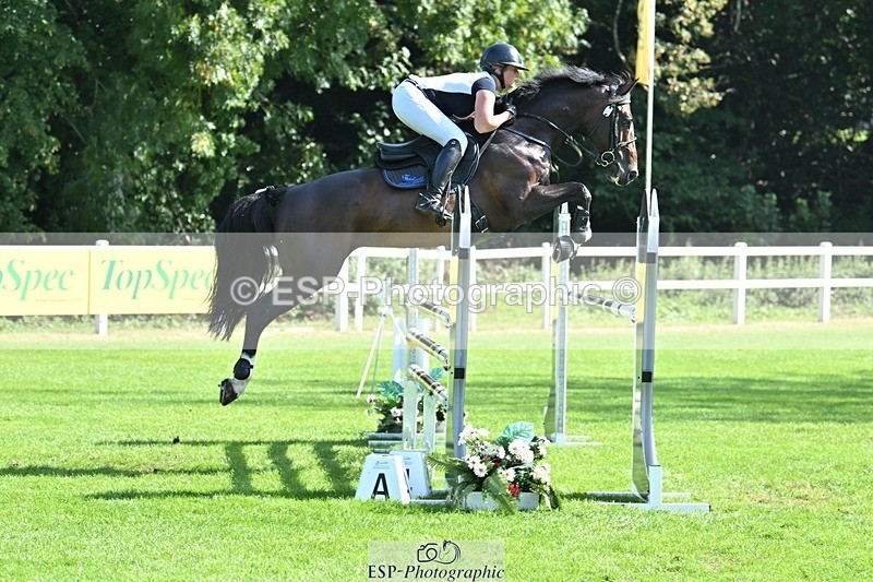 230909-112242-05162 - Cls 11 Snr Foxhunter & 1.20m Open