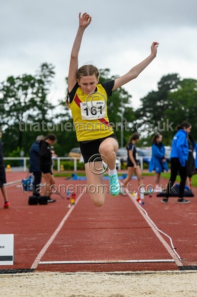 ComMast25-911699 - Field Female Set Two