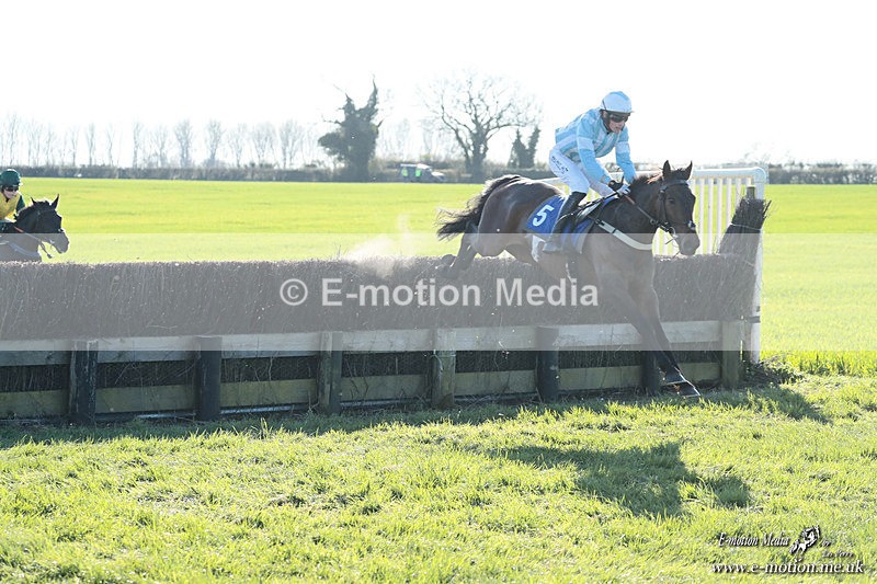 PtP 210326 1004 - VWH Cirencester Races 21/03/26