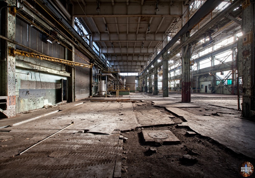 Philadelphia Naval Shipyard | Cavernous