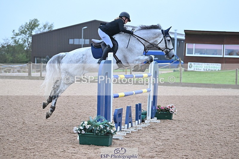 231013A-161017-03230 - Cls 10 National 1.30m Open